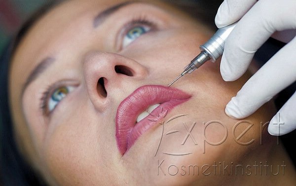 Permanent Make-up für Lippen: Lippenkonturierung